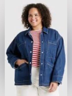 NWT-Medium Oversized Universal Thread Dark Blue Denim 4 pocket 
Long Jean Jacket